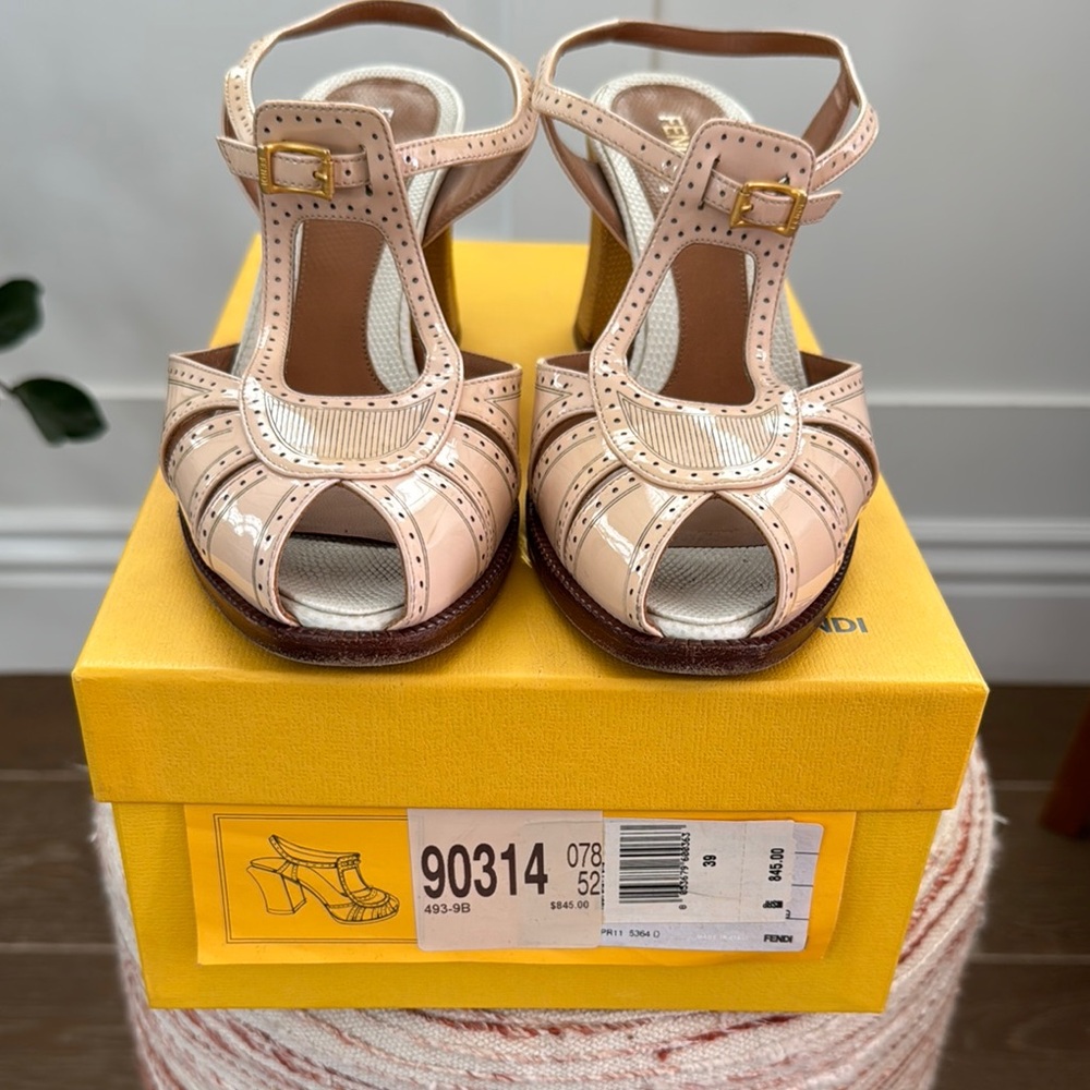 Fendi Chameleon Spectator Sandal
